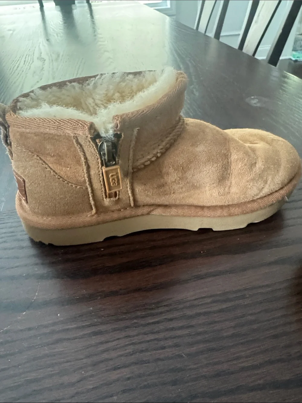 UGG Kids Chestnut Suede Shearling-Lined Boots